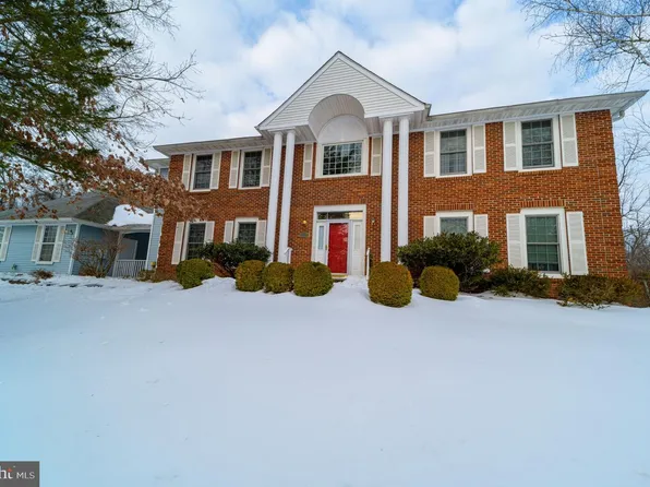14 English Ln, Princeton, NJ 08540