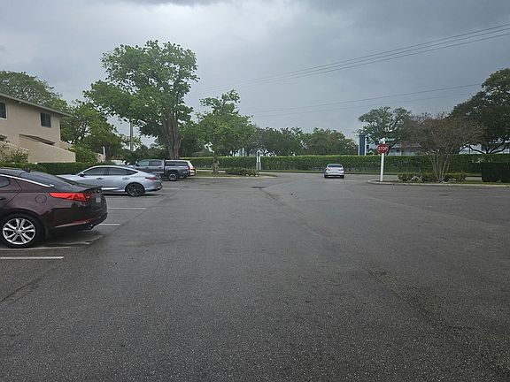 5th image of 1759 80th Ave