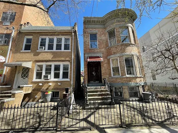 833 54th St, Brooklyn, NY 11220