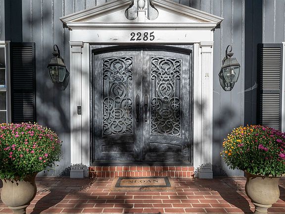 3rd image of 2285 Lochlevin Dr