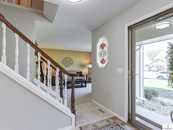 5th image of 2107 S 165th Ave