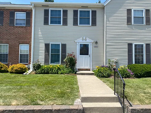 2225 Mulberry Ct Photo 1