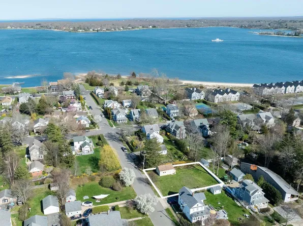 Clark Street, Greenport, NY 11944