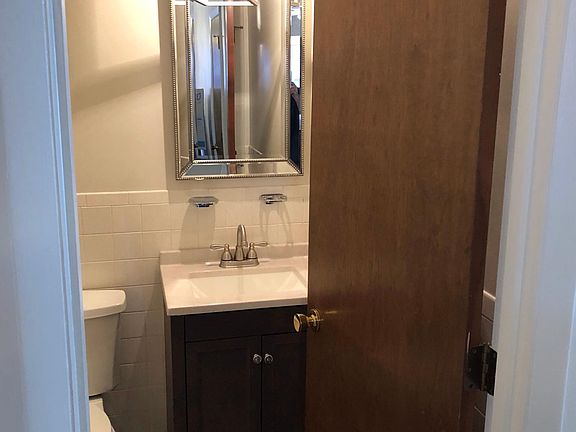 2nd image of 10228 Buffton Dr