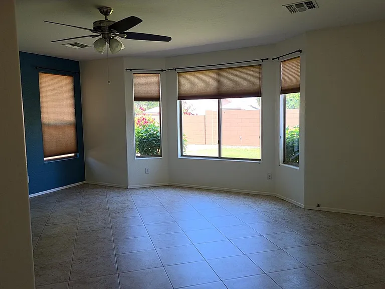 1828 E Beverly Rd — Photo 36