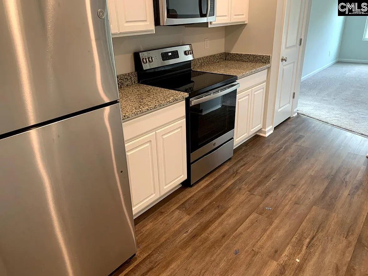 3 bed, 1856 sqft, $2,150 — Photo 4