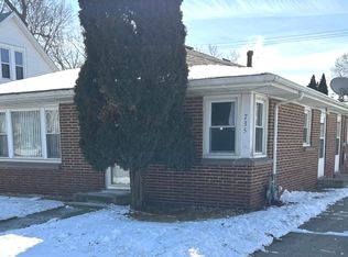 735 Armstrong St, Morris, IL 60450