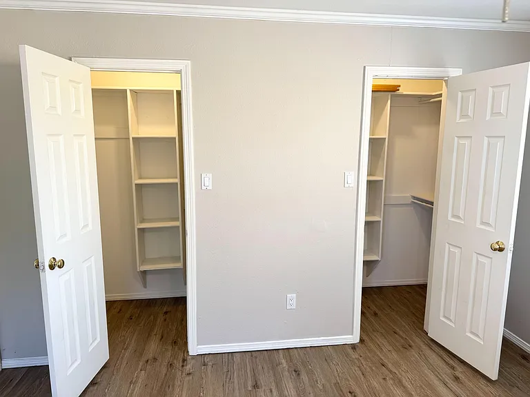 Bedroom 3 Closet