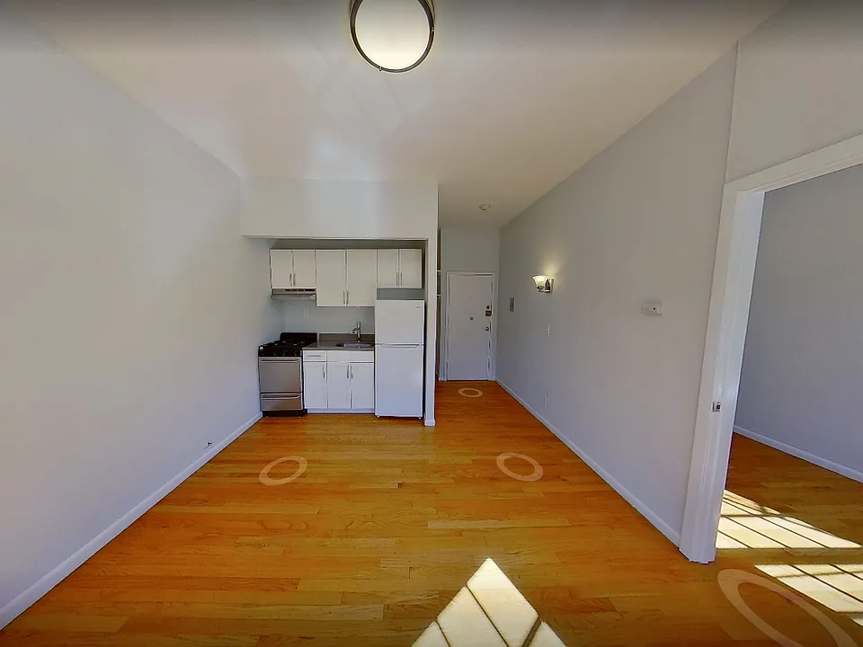 179 Saint Botolph St #7