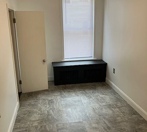 5th image of 170 Pine St #1