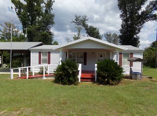 15008 Red Horsesucker Dr SE, Blountstown, FL 32424