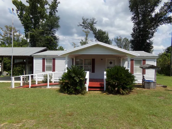 15008 Red Horsesucker Dr SE, Blountstown, FL 32424