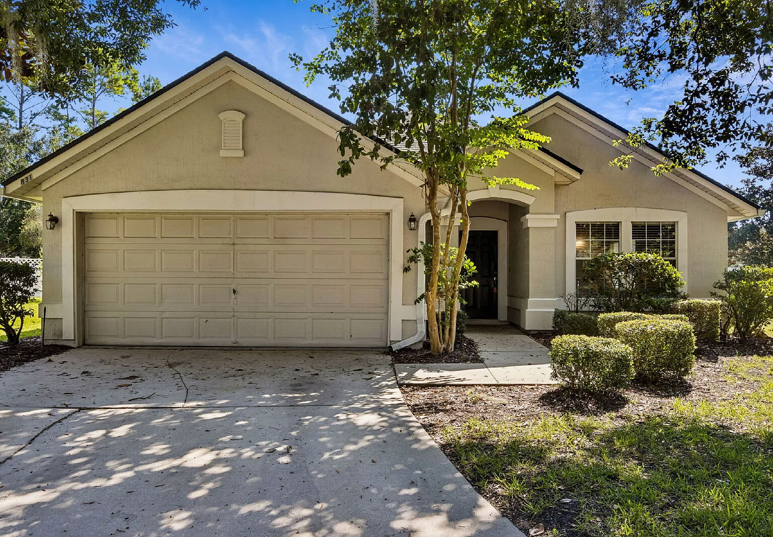 4 bed, 2.0 bath, 2016 sqft, $2,395 — Photo 1