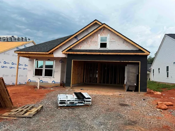 1724 Spruce Knoll St, Spartanburg, SC 29303