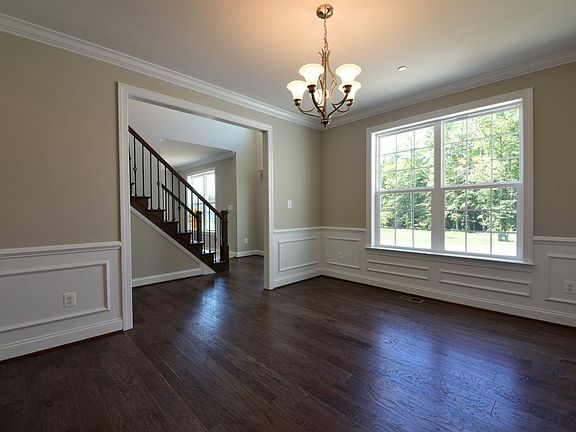5th image of 2800 Dalrymple Rd