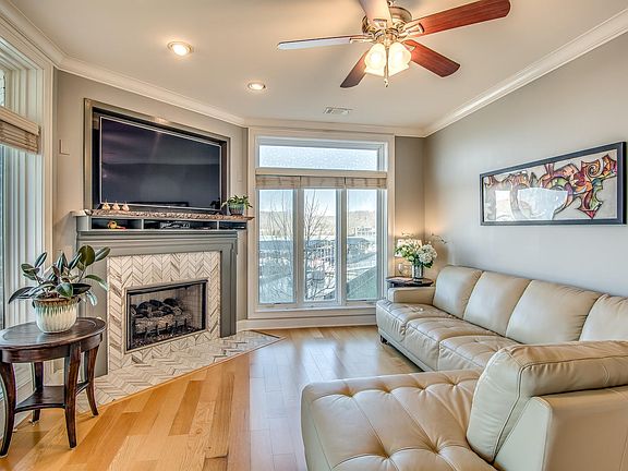 5th image of 400 Warioto Way APT 216