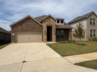 3823 Tack Room Rd, Aubrey, TX 76227