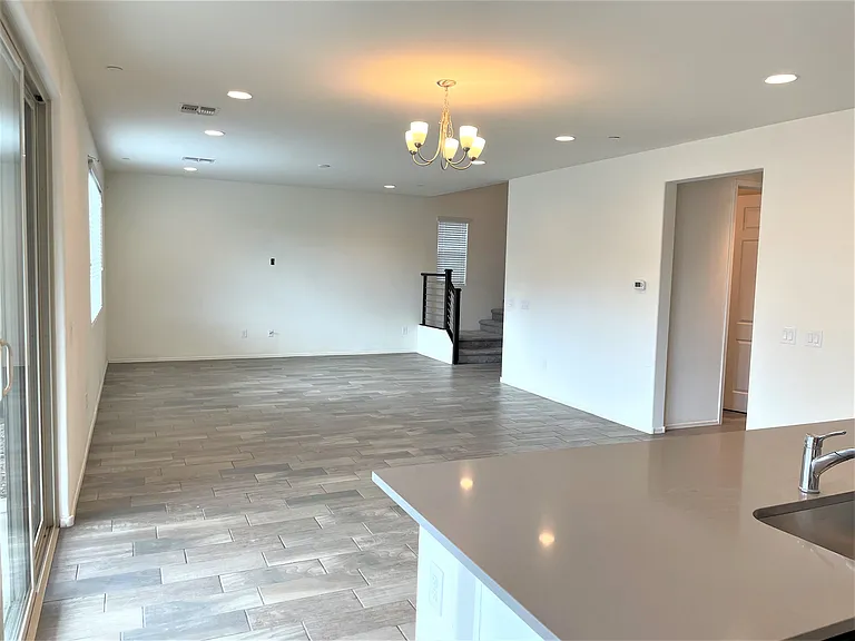 9450 N Andrina Dr — Photo 9