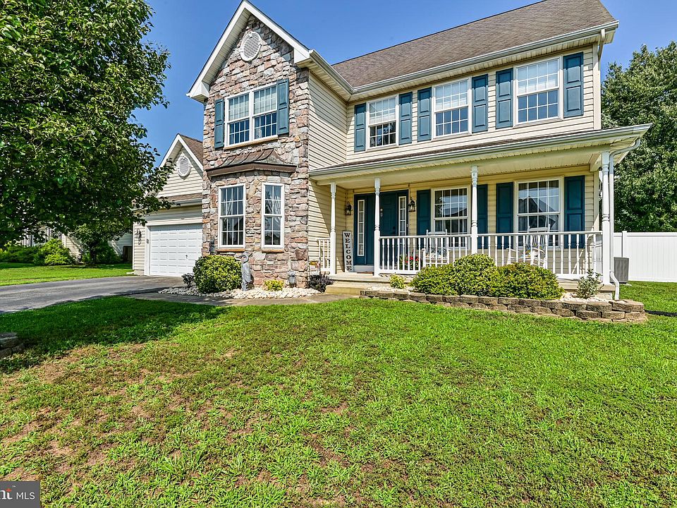 1st image of 167 Garrisons Lake Blvd