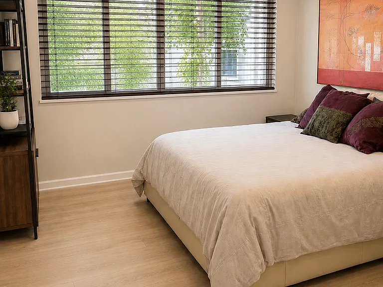 Guest bedroom
