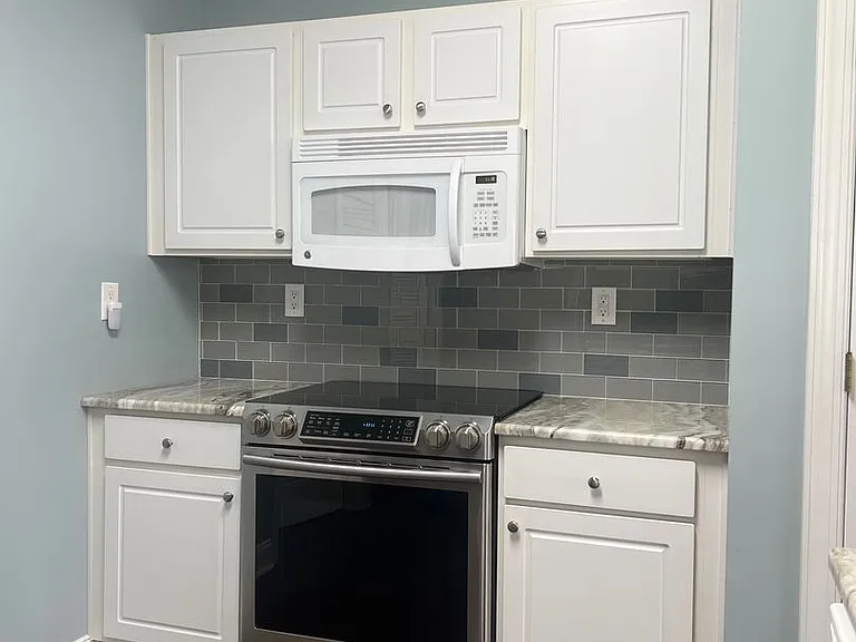 5090 Windsor Green Way #II-101 — Photo 12