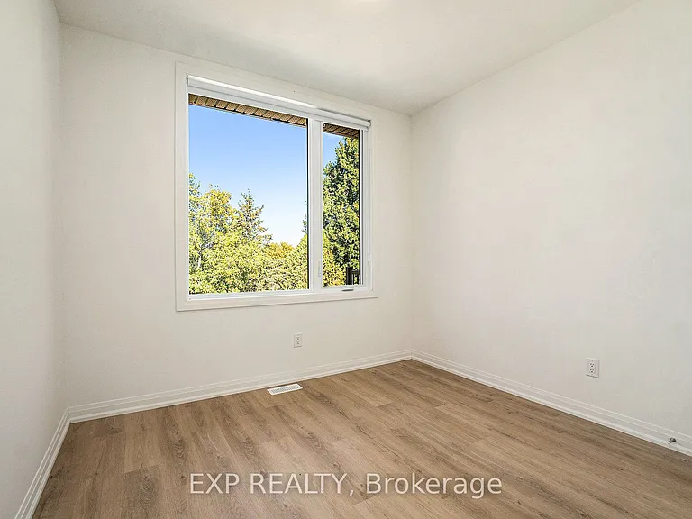 255 Castor St #202 — Photo 18