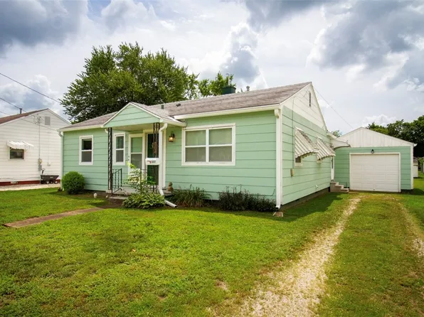 307 E Grand Prairie St, Palestine, IL 62451