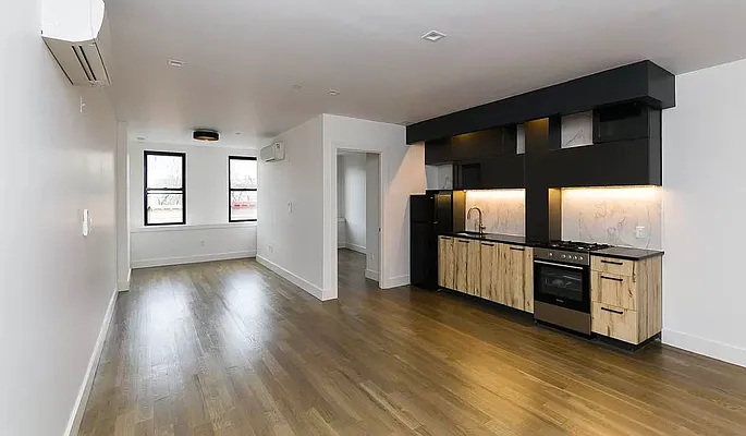 Rented by Cityside Rentals Corp | media 3