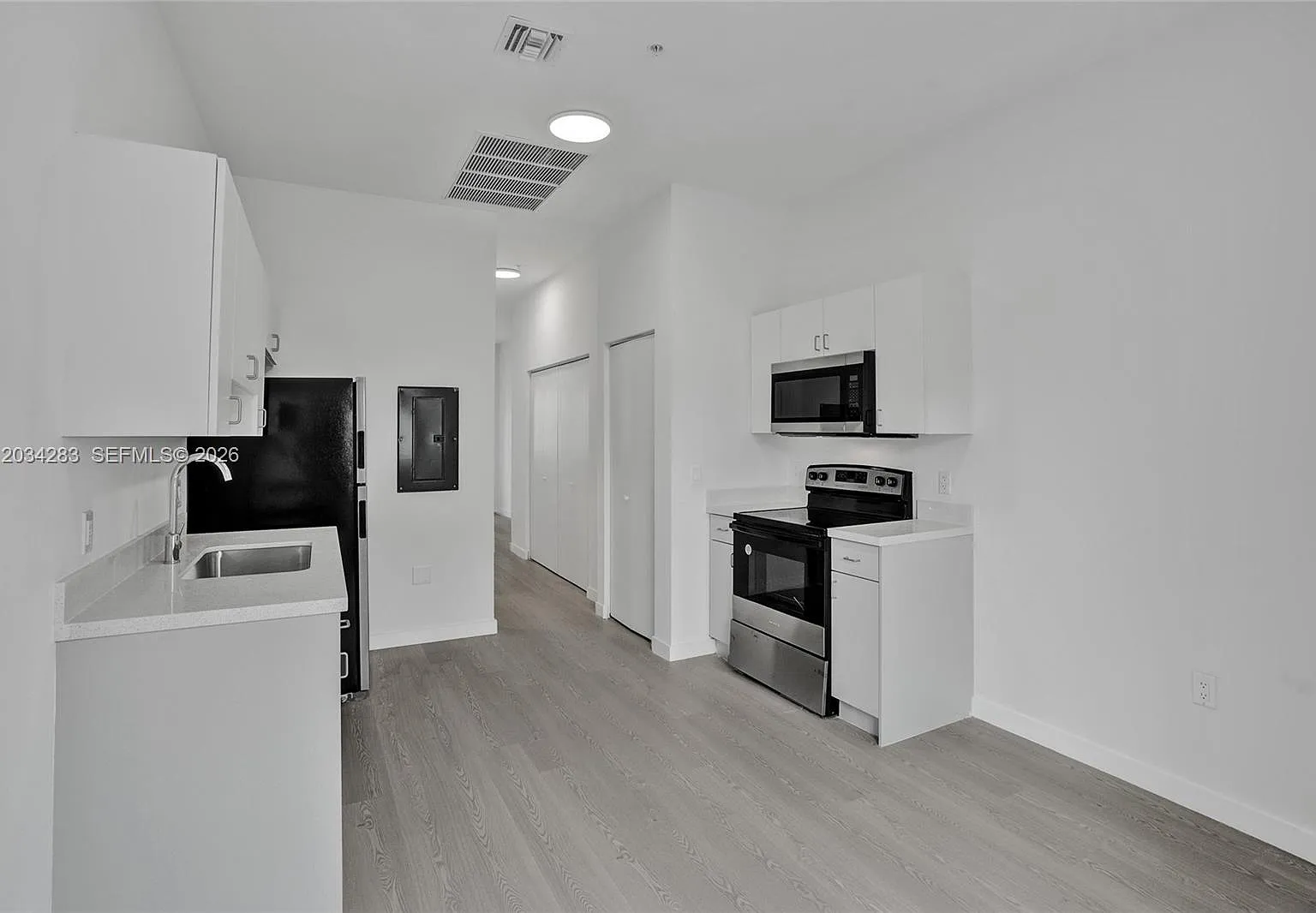 Lawrence Estates Land Cos — Photo 2