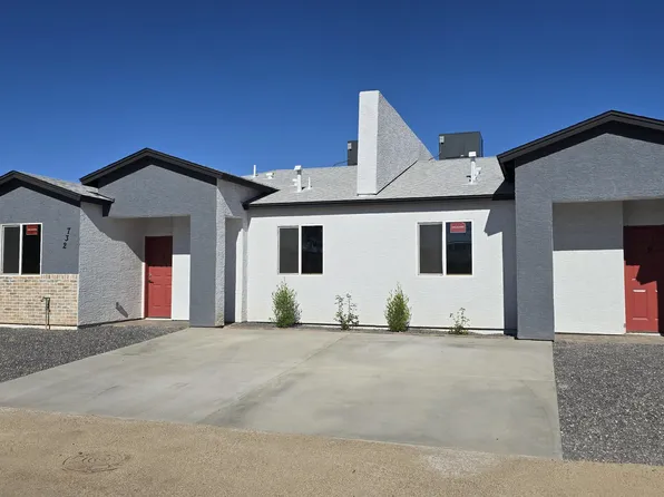 732 E CAROL Avenue, Phoenix, AZ 85020