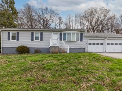 8 Surrey Lane, New Milford, CT, 06776