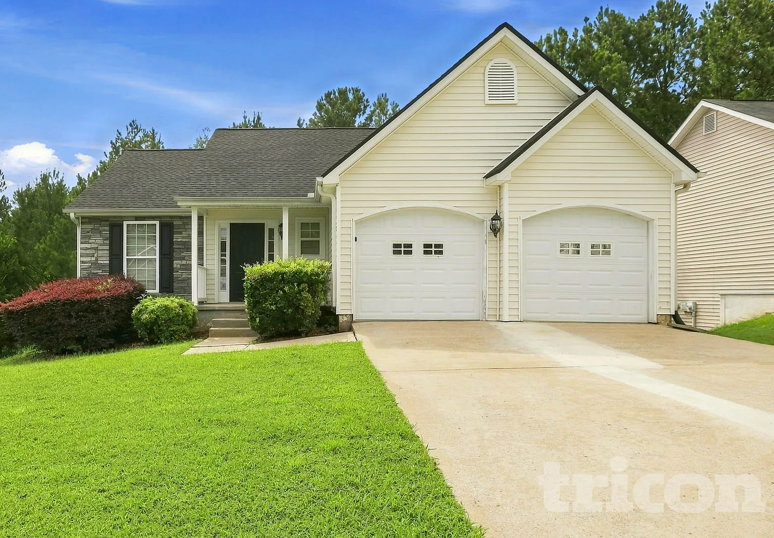 5743 Village Loop Fairburn GA — Photo 1