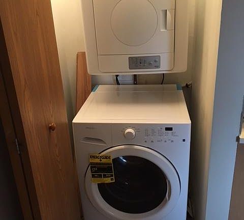 Convenient washer/dryer in unit.