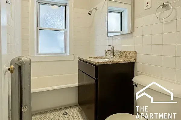 2 bed, $2,795 — Photo 2
