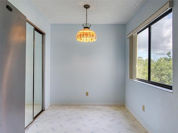 5th image of 700 Starkey Rd APT 1145