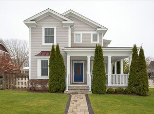 420 Evanston Ave, Lake Bluff, IL 60044