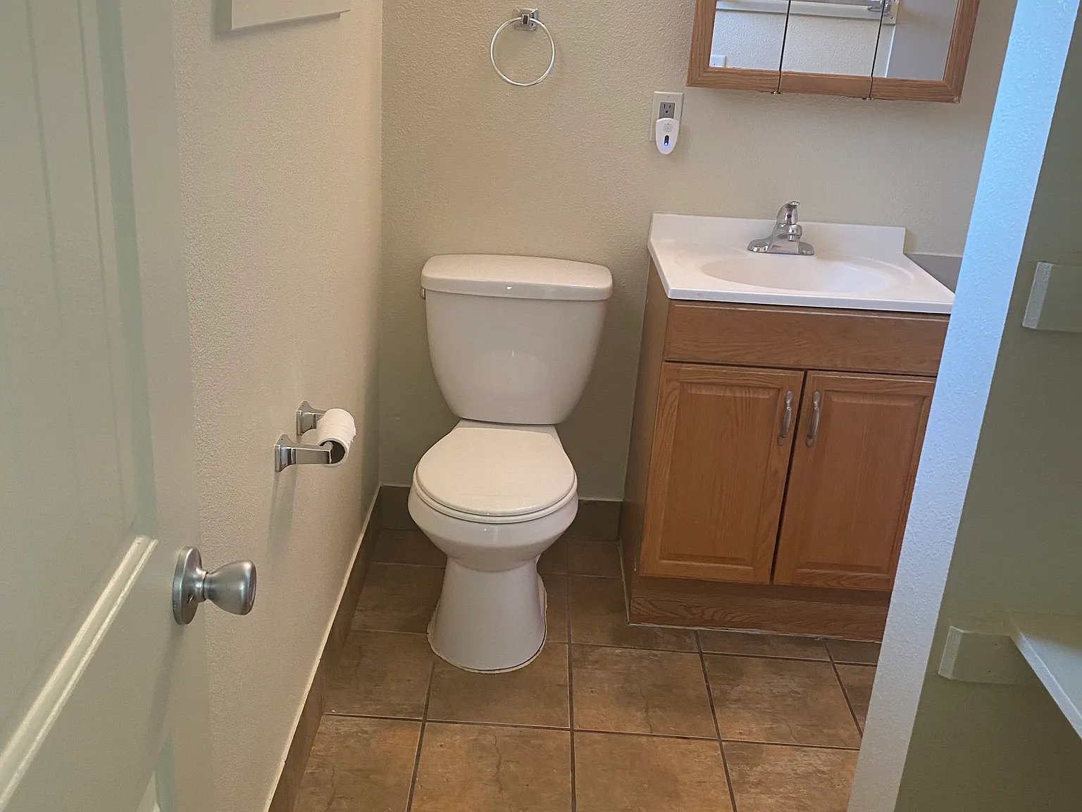 1 bed, 650 sqft, $1,100 — Photo 2