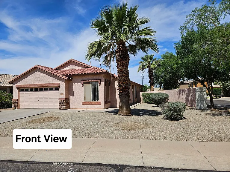 890 E Kyle Ct — Photo 1