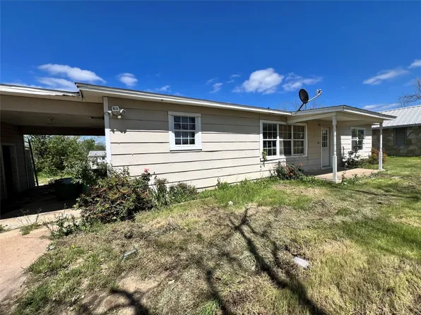 621 E Gentry St, Hamilton, TX 76531