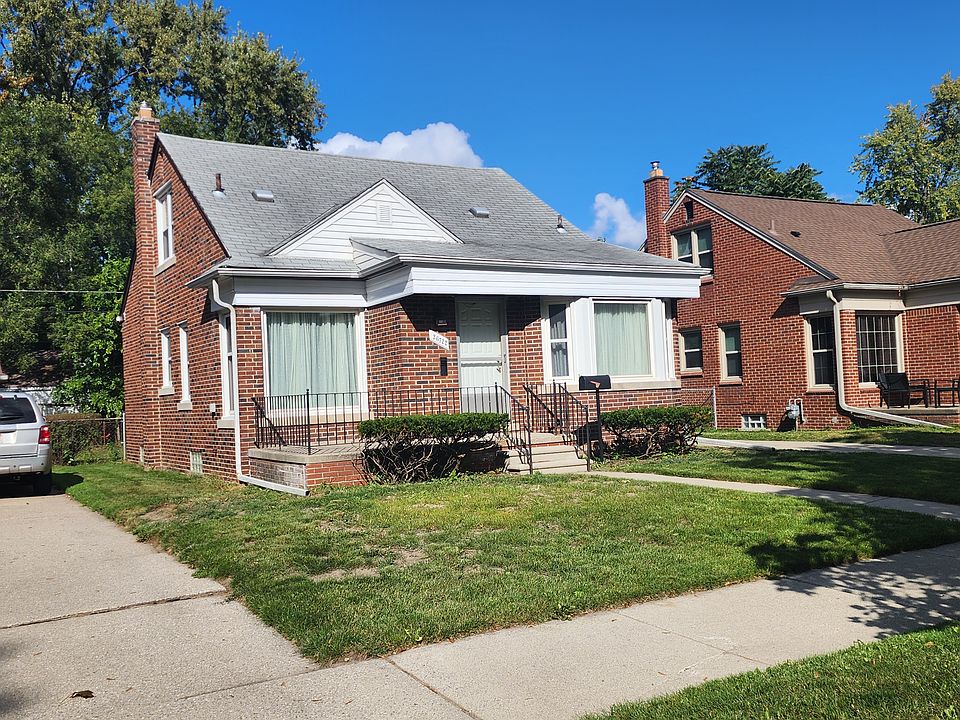 1st image of 26722 W Chicago St