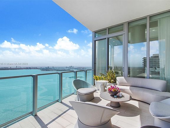 3rd image of 2900 NE 7th Ave Penthouse 4701