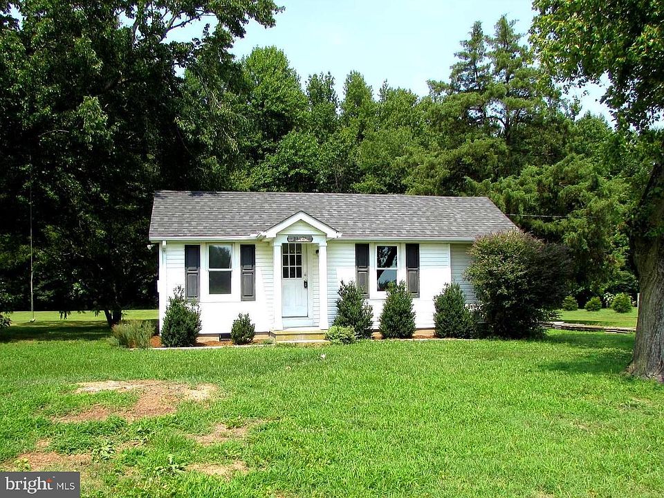 1st image of 23480 Brunkhorst Rd