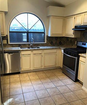 2nd image of 8308 Glen Canyon Dr