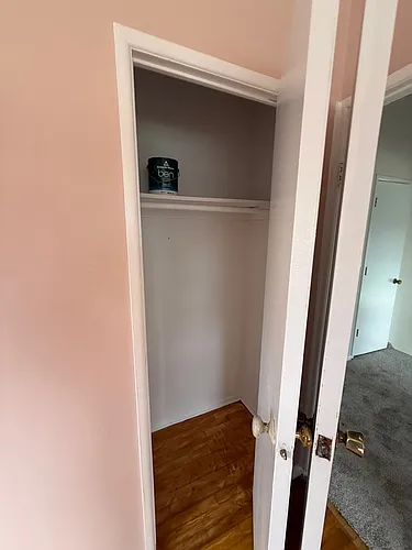 24 York St Photo 1