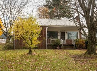 499 Service Ave, Sharon, PA 16146