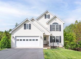 83 Victoria Dr, Fishersville, VA 22939