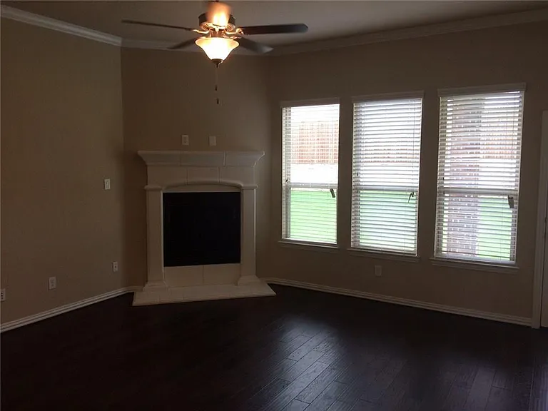 312 Eden Dr — Photo 18