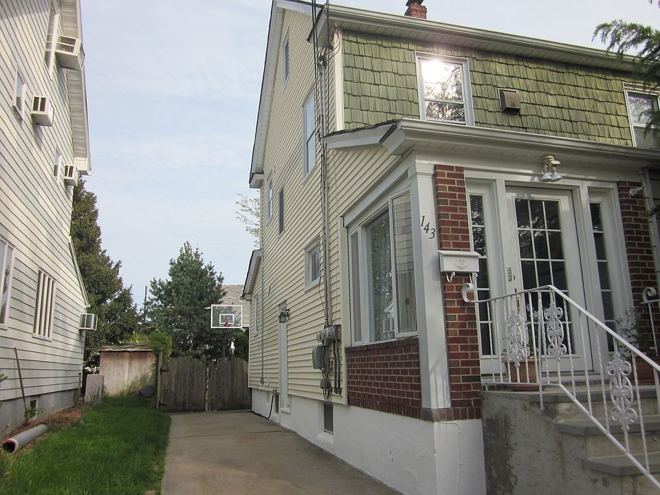 1st image of 143 Iris Ave