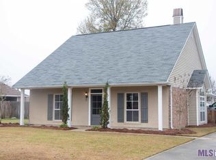 32737 Hemingway Ave, Denham Springs, LA 70706