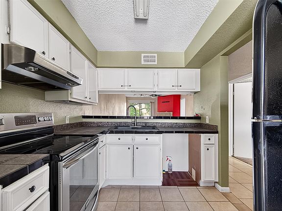 3rd image of 1505 Ward Rd APT 214